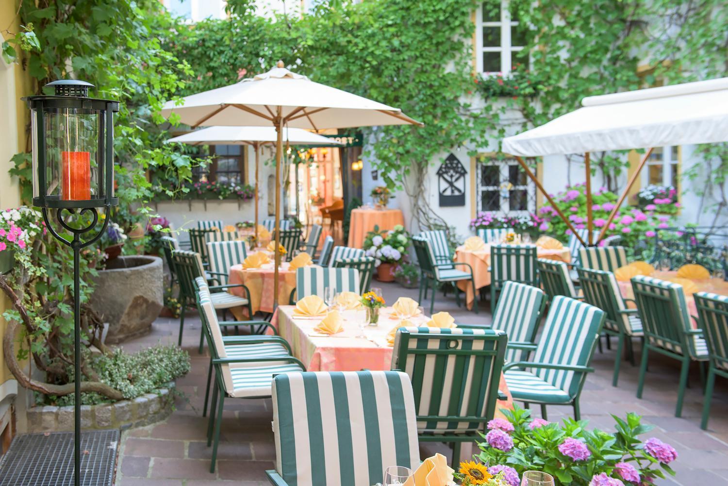 Romantik Hotel Zur Post Fuerstenfeldbruck Dış mekan fotoğraf