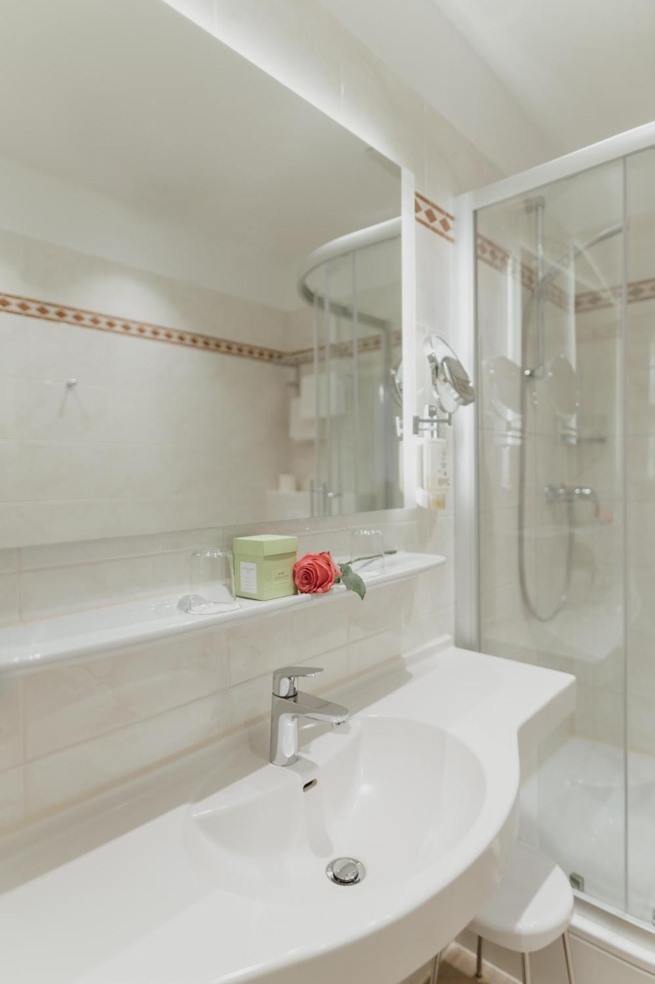 Romantik Hotel Zur Post Fuerstenfeldbruck Dış mekan fotoğraf