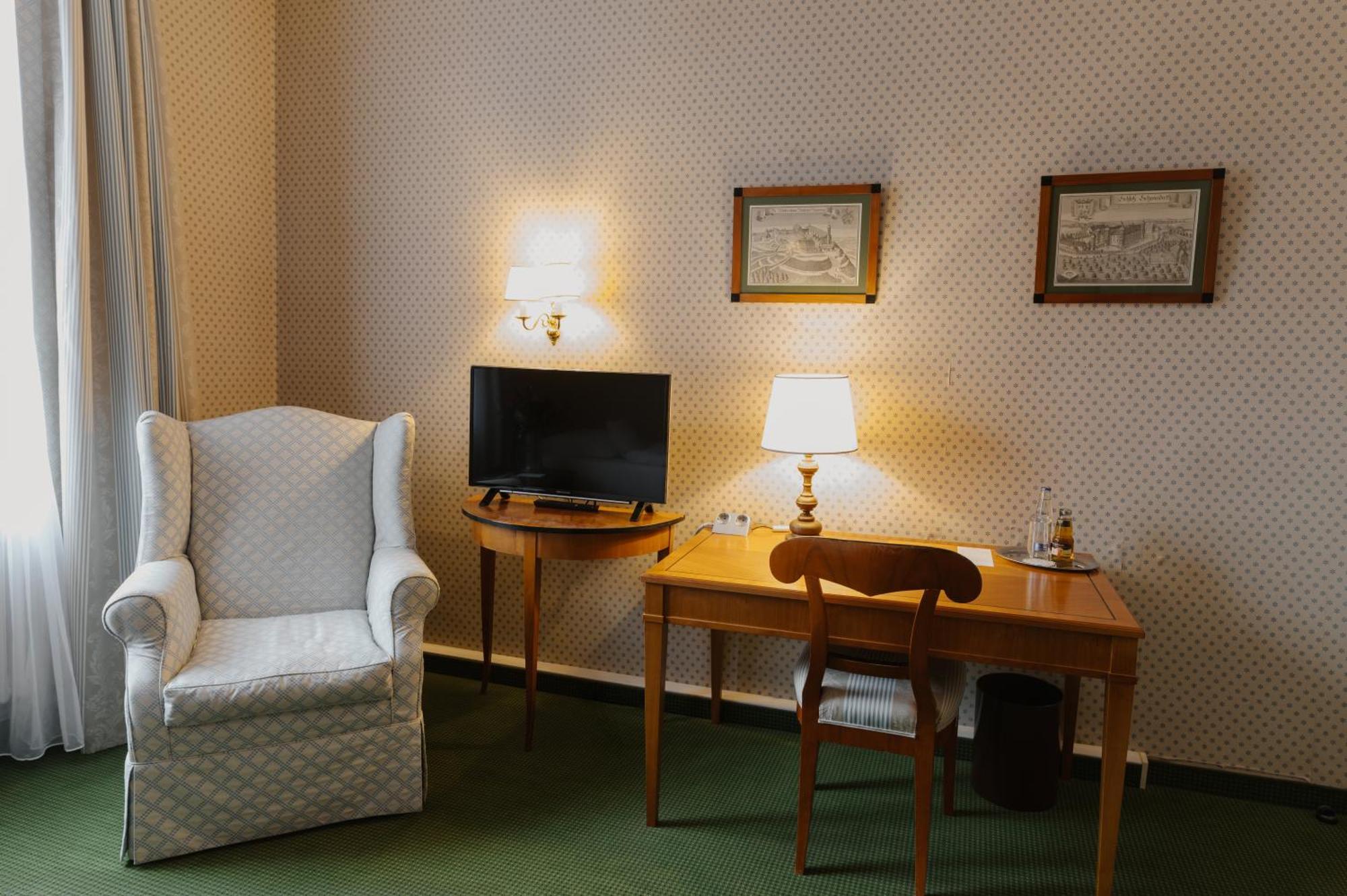 Romantik Hotel Zur Post Fuerstenfeldbruck Dış mekan fotoğraf