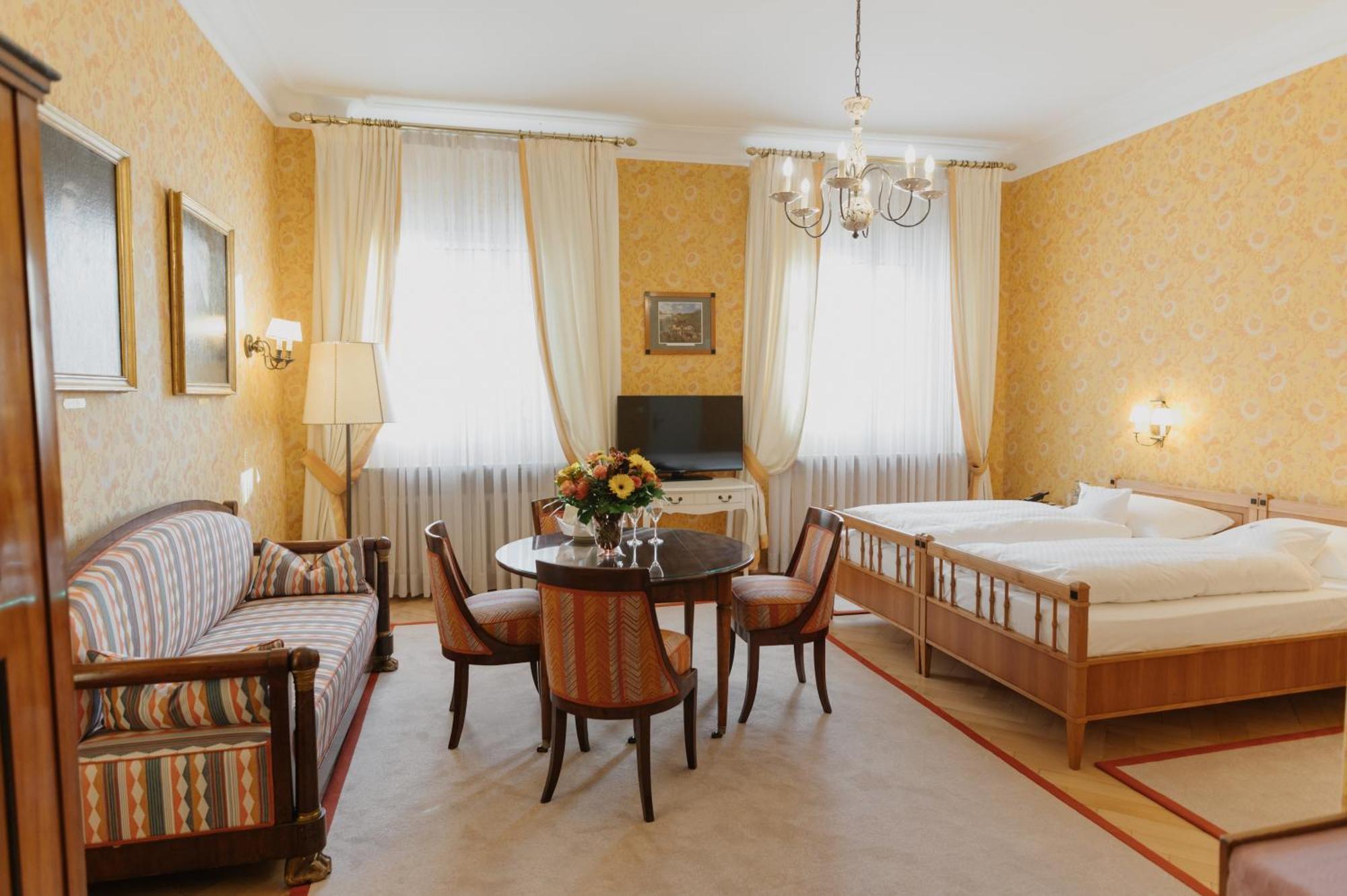 Romantik Hotel Zur Post Fuerstenfeldbruck Dış mekan fotoğraf