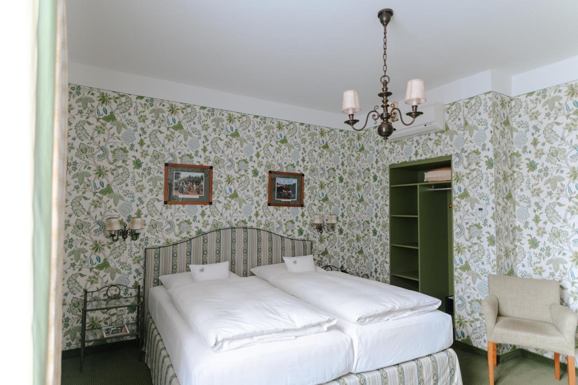 Romantik Hotel Zur Post Fuerstenfeldbruck Dış mekan fotoğraf